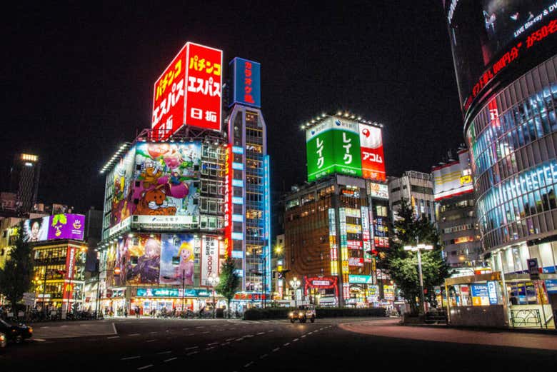 Bairro de Shinjuku à noite